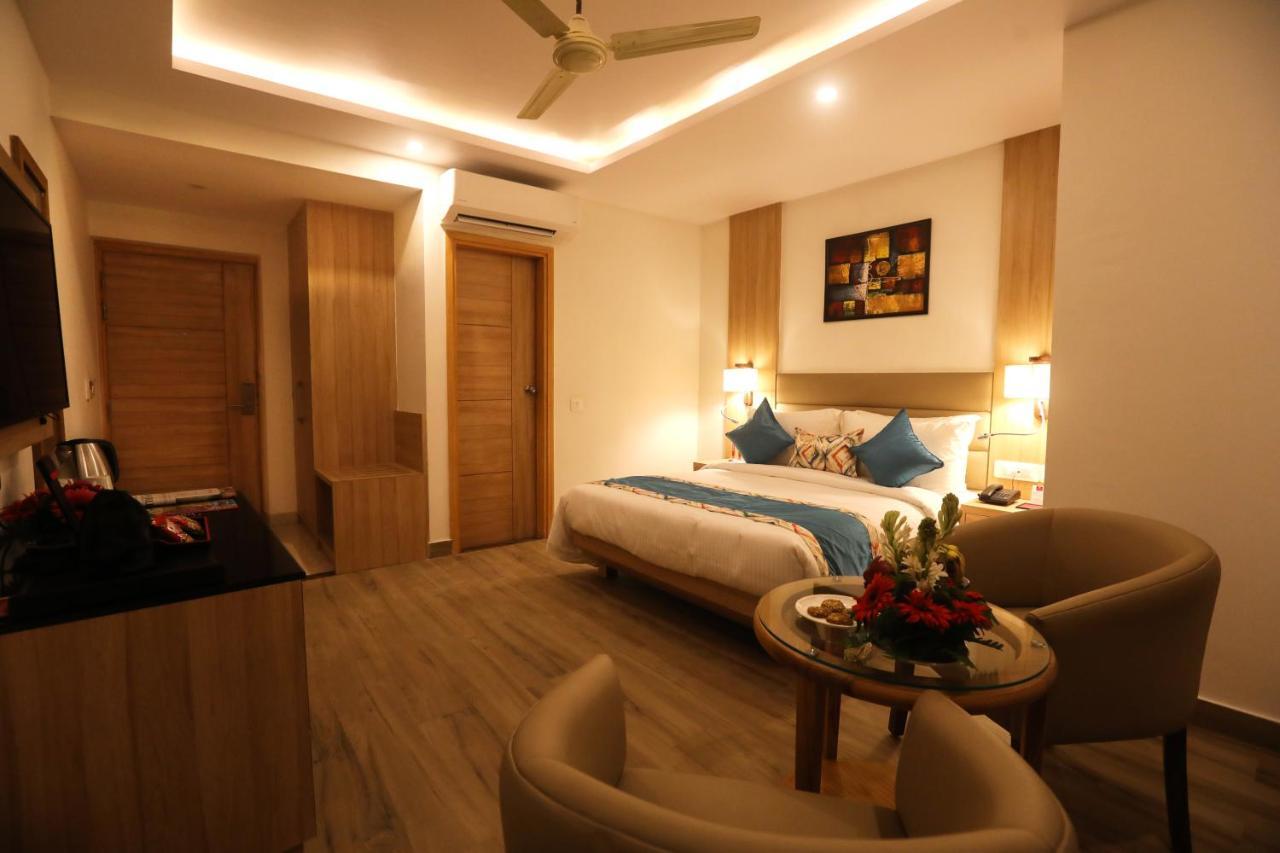 Elora Lords Eco Inn , Lucknow Exteriör bild